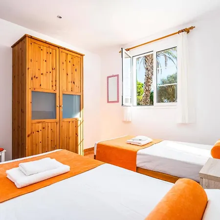 Siscu By * Tres Alquerias